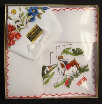 Geschenkpackungen bestickt   2 Stck (15x15cm) / 11-0385