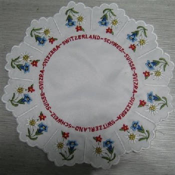 Doilies embroidered (rd. 10cm) / 80-1667