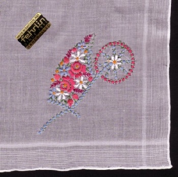 Handkerchiefs embroidered (sq. 32x32cm) / 81-0332
